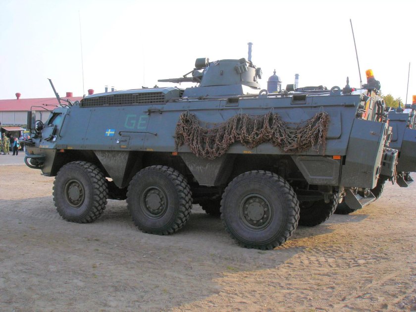 Финский БТР sisu xa-180