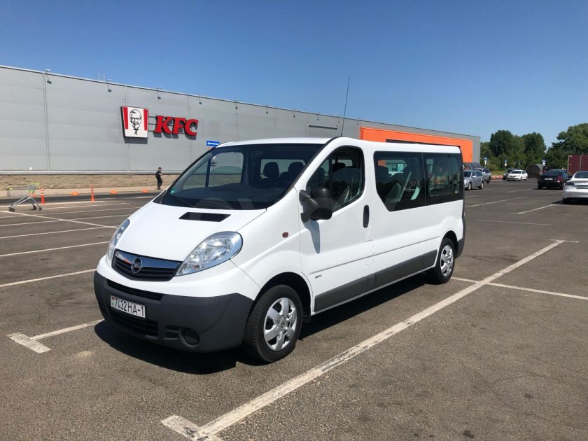 Opel Vivaro с 2001 г.в.(короткая)