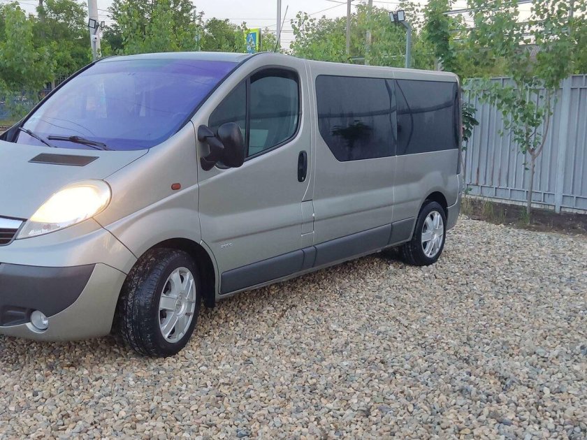 Опель Виваро купить новый