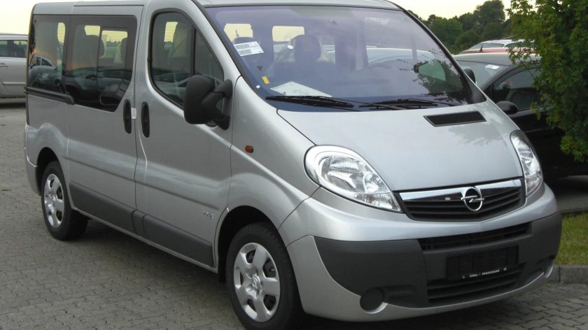 Opel Vivaro 2