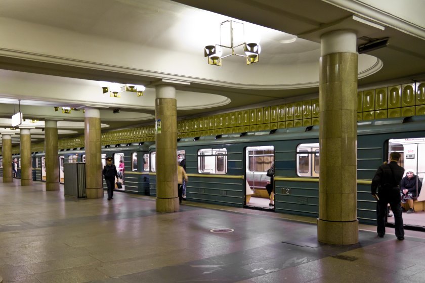 Станция метро Ясенево