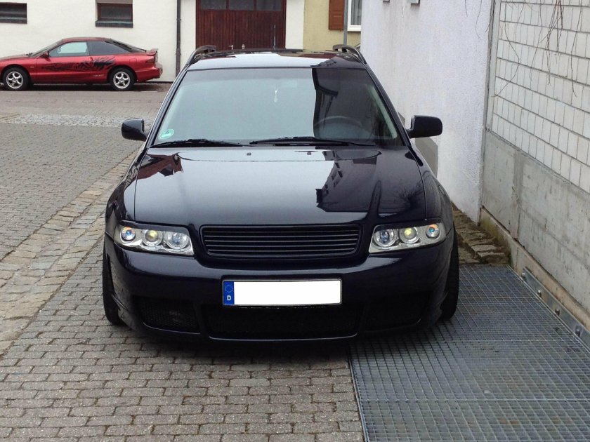 Ауди а4 б5 черная