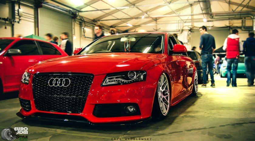 Audi a4 b8 Red