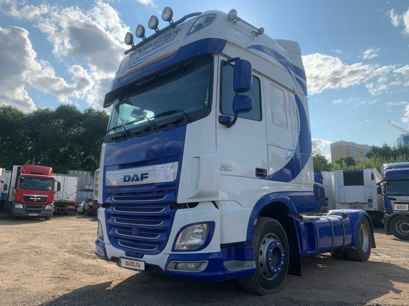 Седельный тягач DAF XF 106 460