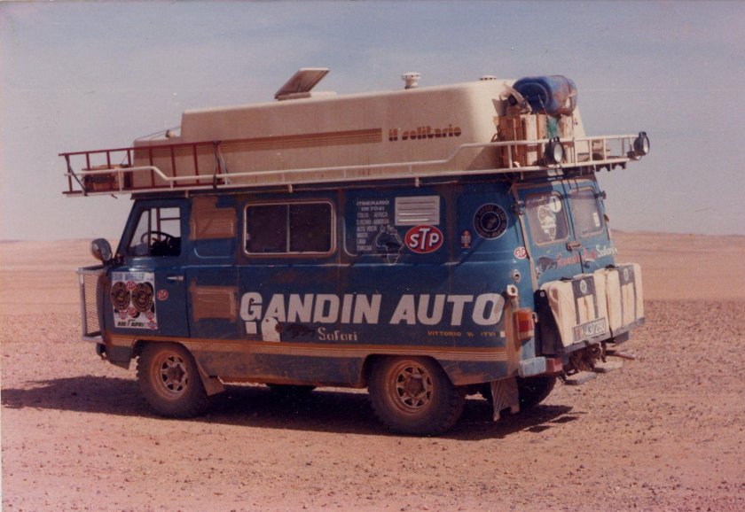 УАЗ 452 кемпер