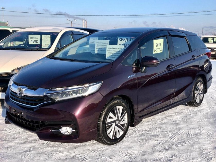 Автомобиль шаттл