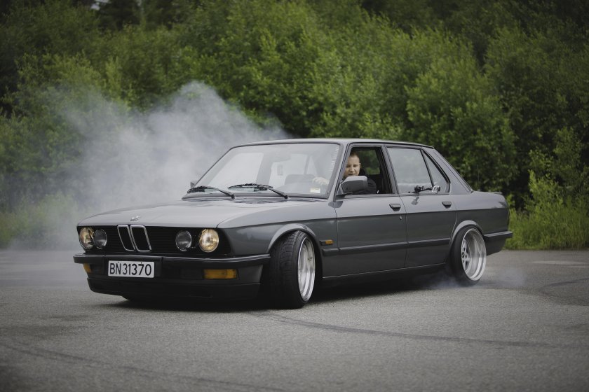 BMW e28