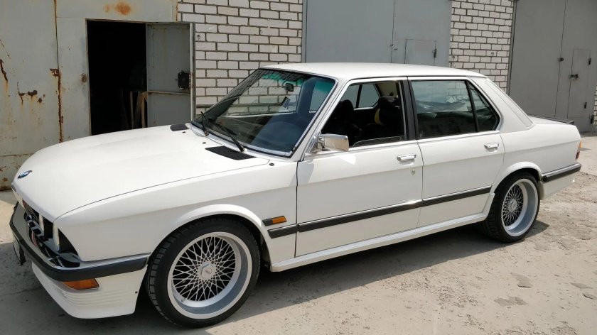 BMW e28