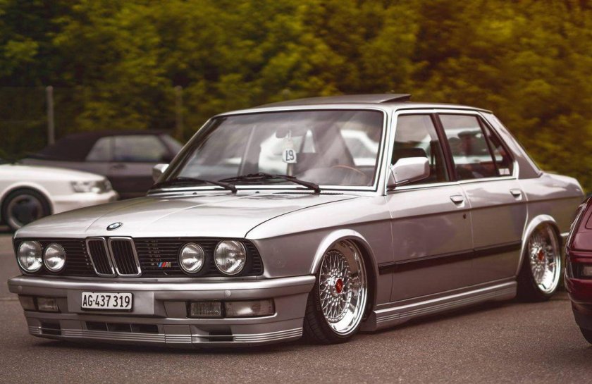 BMW e28
