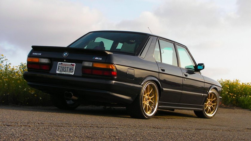 BMW e28 m5