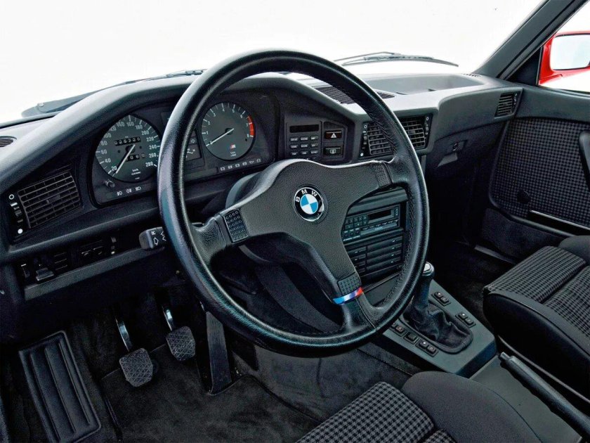 BMW e28 m5