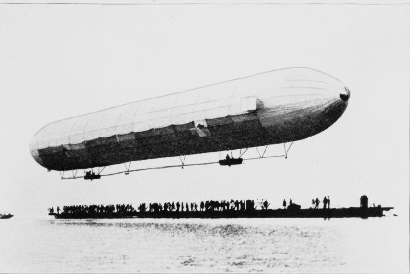 Дирижабль Цеппелина 1900