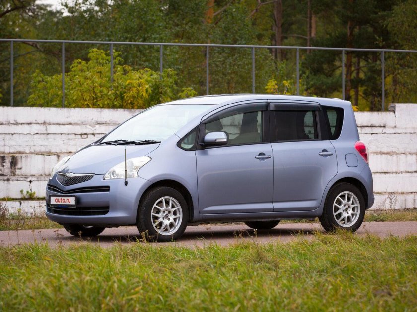 Тойота Рактис 2007