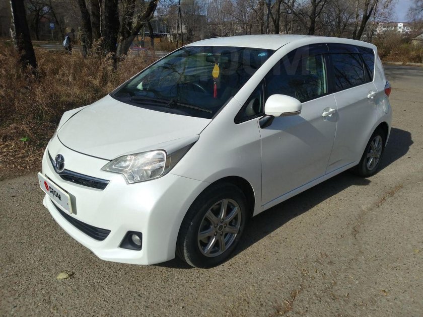 Тойота Рактис 2011