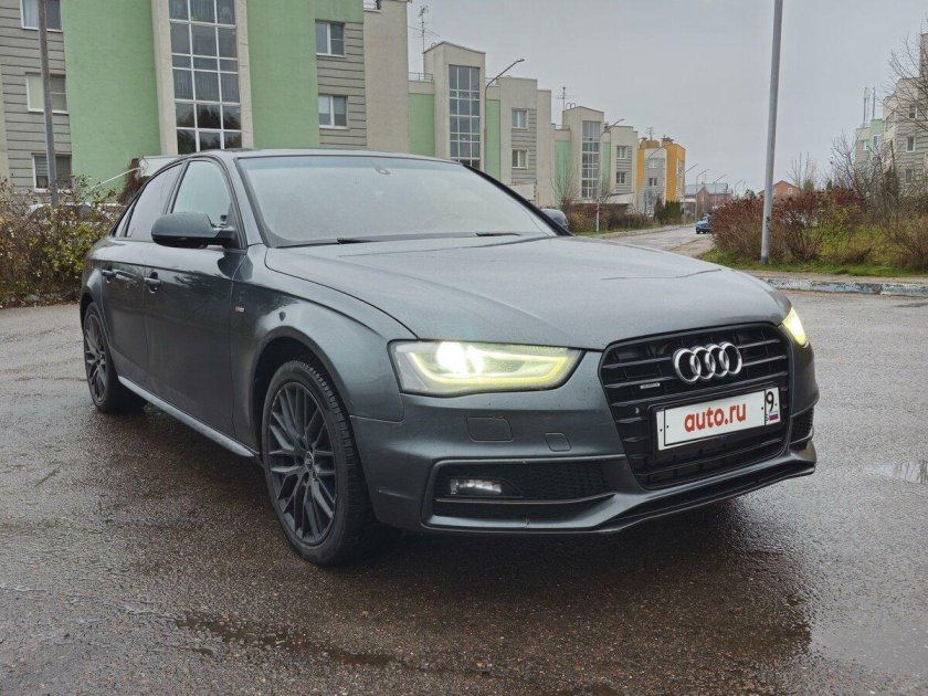 Ауди а 4 2012 года