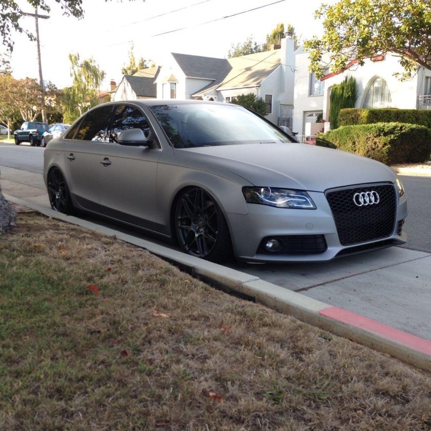 Audi a4 b8 серая