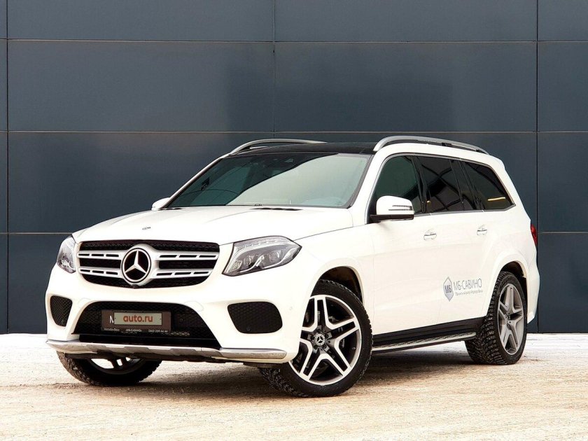 Белый Мерседес внедорожник