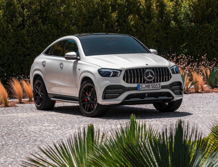 Мерседес-Бенц GLE 53 AMG