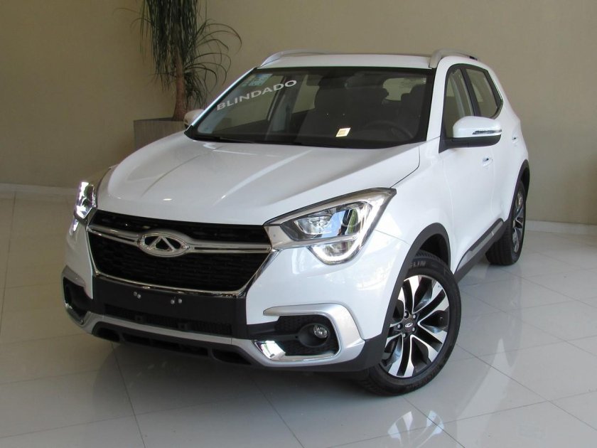 Черри Тигго 4 белая