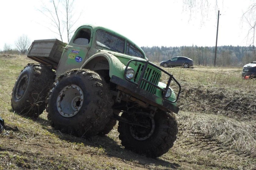 Болотоход с кабиной от ЗИЛ 157