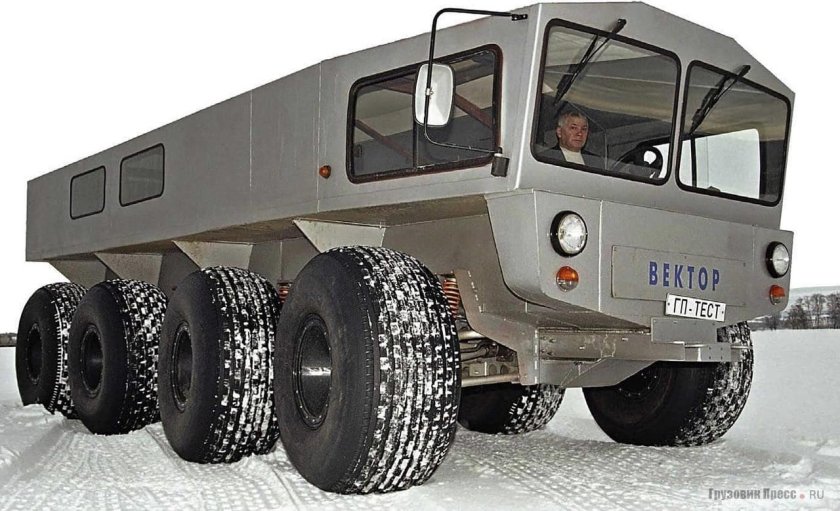 Вездеход вектор 8х8