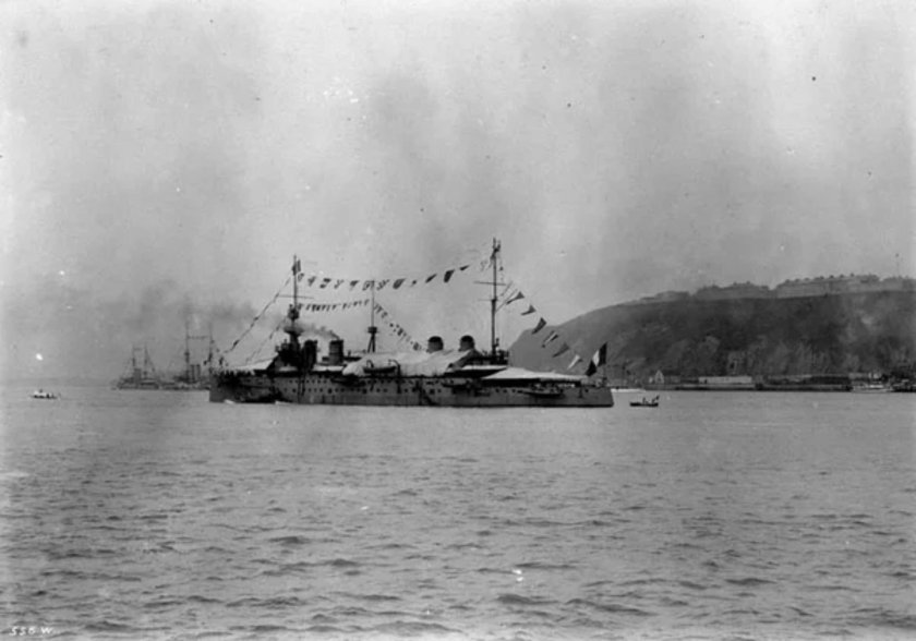 Крейсер Леон Гамбетта