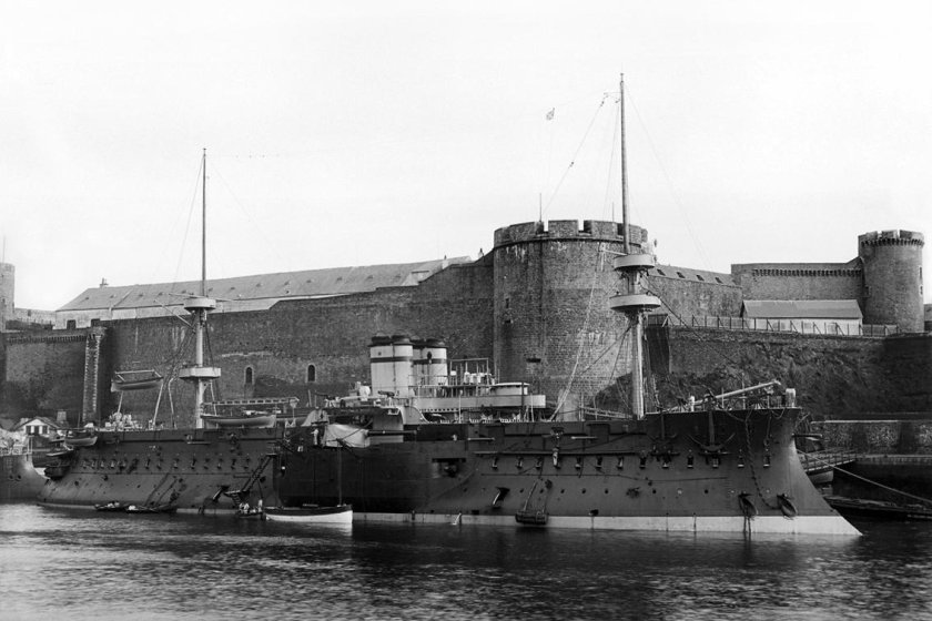 Линкор Курбе