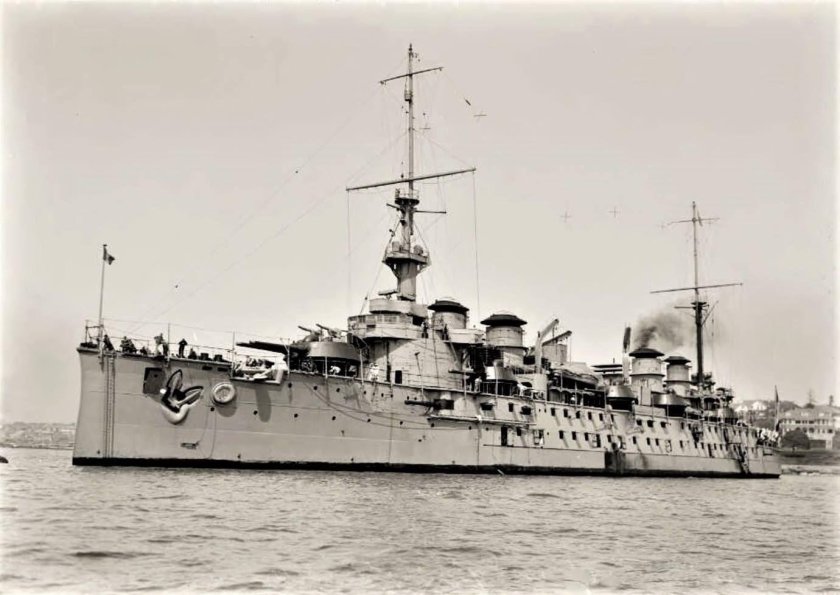 Броненосный крейсер Леон Гамбетта