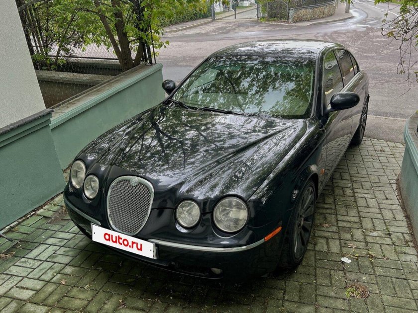 Jaguar s type 2000