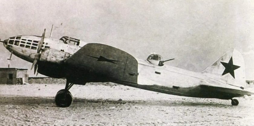 Самолет ил-4