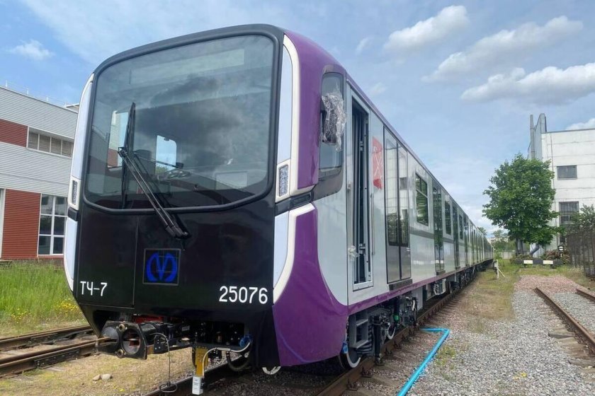 Новые вагоны метро