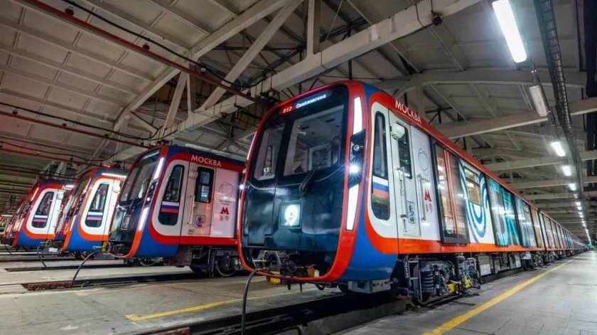Метропоезд Москва 2020