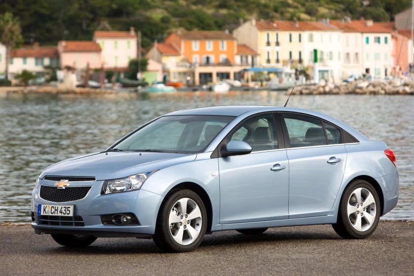 Chevrolet Cruze седан