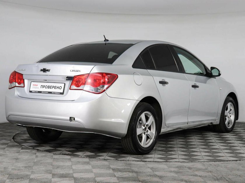 Chevrolet Cruze 2011