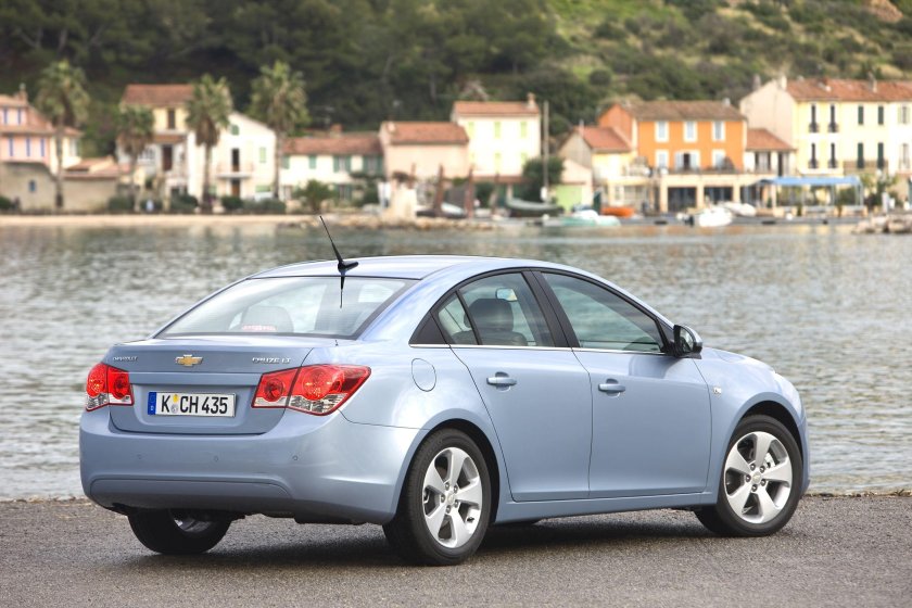Chevrolet Cruze j300