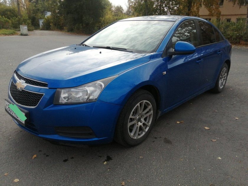 Шевроле Круз 2011 года