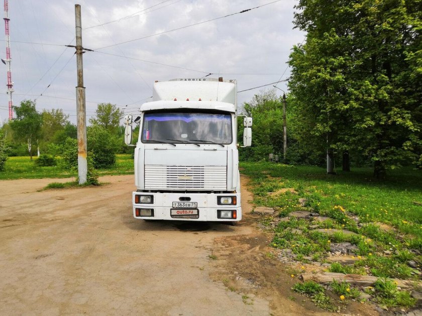 МАЗ 2003