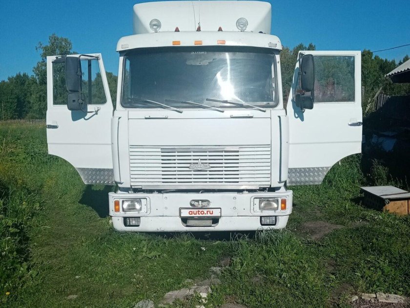МАЗ тягач 1998