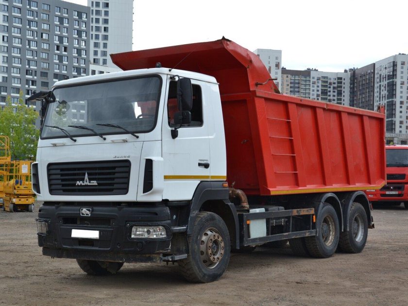Самосвал МАЗ 6501с9-8520-005