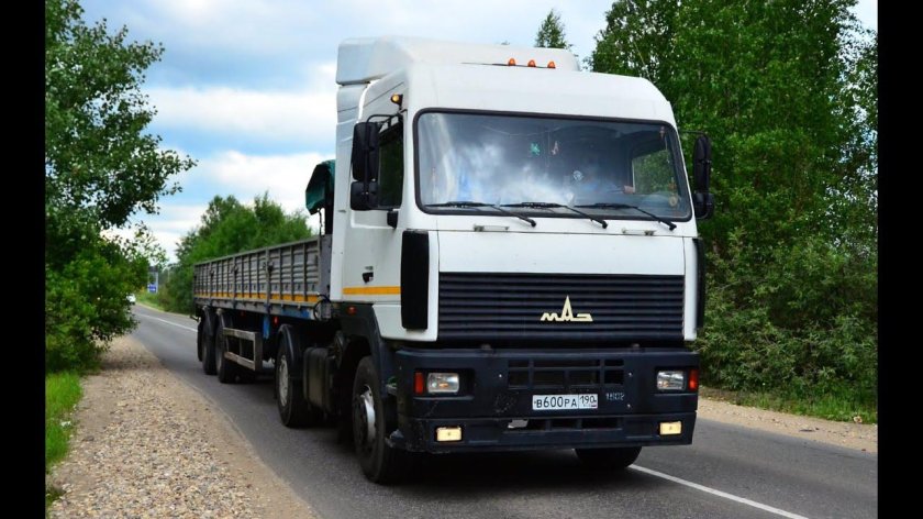 Машина МАЗ 5440