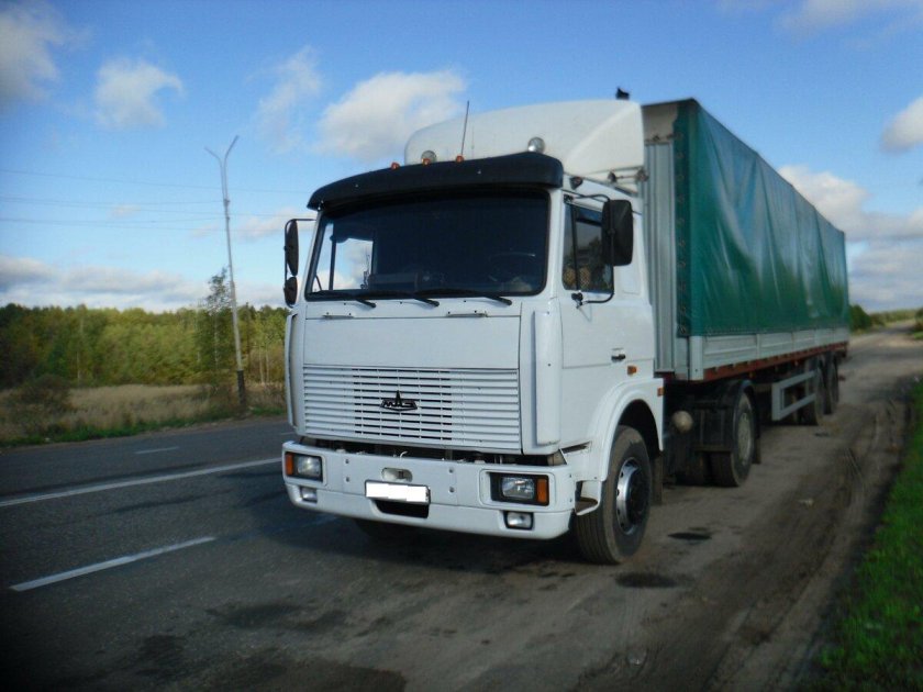 МАЗ 5432