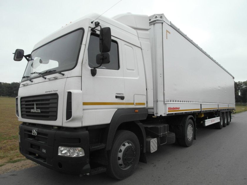 Тягач МАЗ 5440