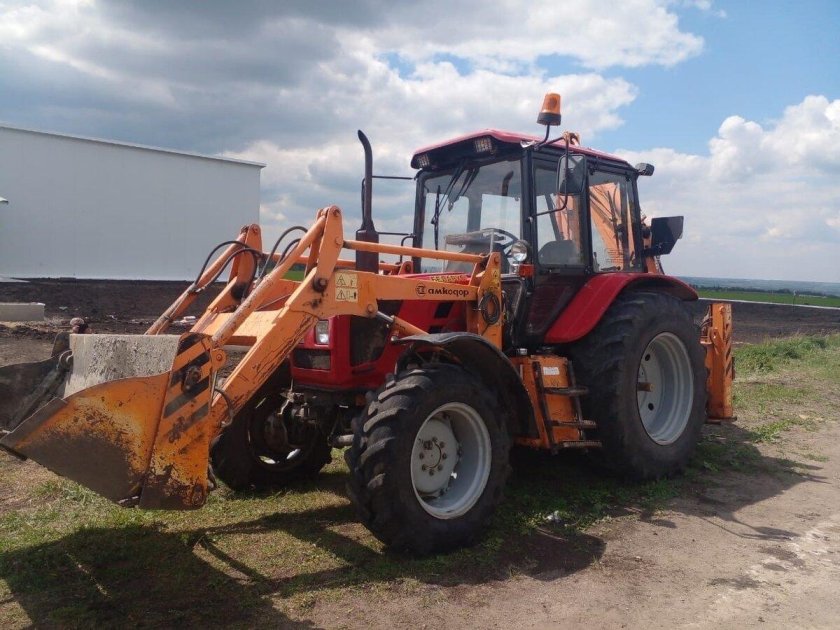 Экскаватор амкодор