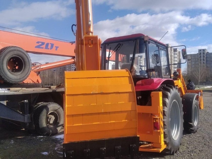 Фронтальный погрузчик амкодор 333в