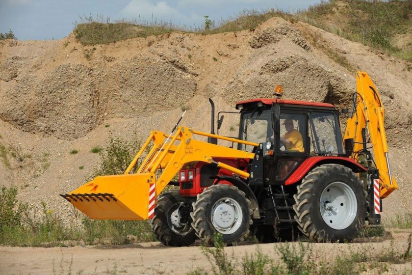 Погрузчик ДЭМ 1143