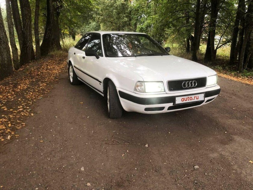 Ауди 80 б3 белая