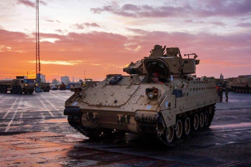 Американский БТР м113