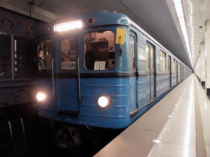 Еж-3 вагон метро