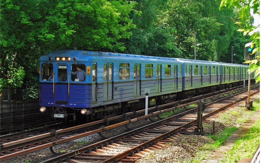 Метровагон еж1