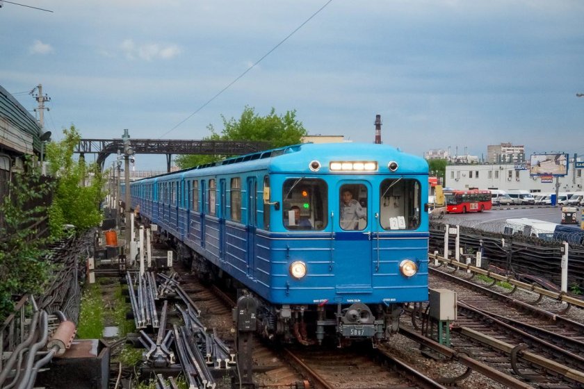 Еж-3 вагон метро